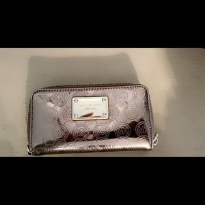 Micheal Kors Chrome Wallet